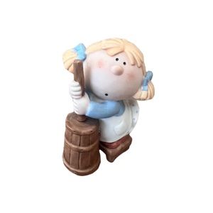 Bumpkins By Fabrizio Little Girl With Butter Churn Figurine Porcelain Home Decor